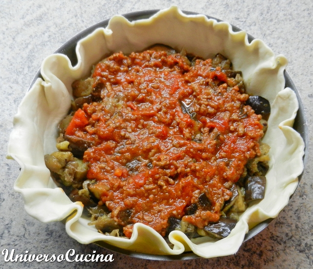 Nappare le melanzane con il ragù di carne