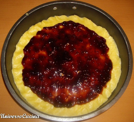 Preparazione della crostata